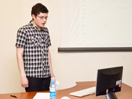 Александров Егор выступает с защитой дипломного проекта