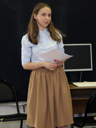Колмыкова Ирина выступает с защитой дипломного проекта